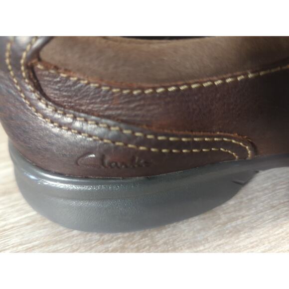 Clarks Comfort Loafer Mens 9.5 Fit Brown Leather Preppy Slip On Dress Shoes - Picture 5 of 6